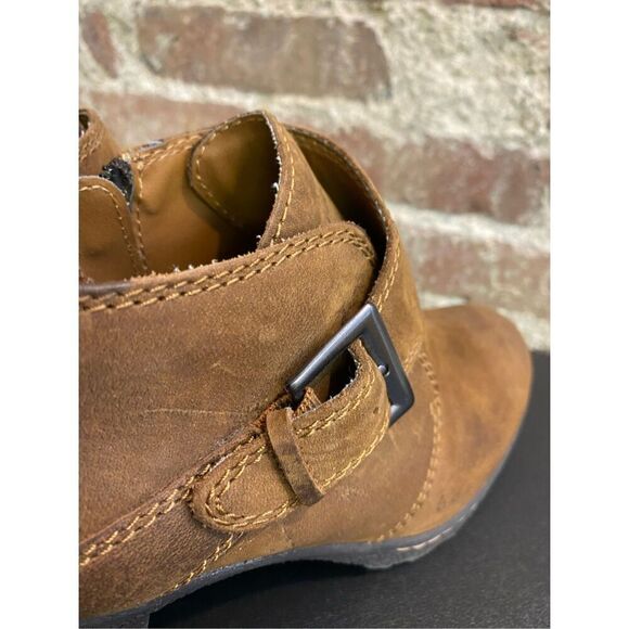 BØC Born Concept Brown Leather Bootie Women’s Size 8/39 - Picture 8 of 10